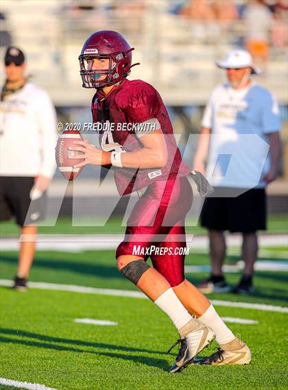 Thumbnail 1 in Henrietta vs. Whitesboro (Scrimmage) photogallery.