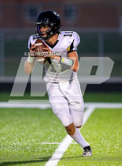 Thumbnail 1 in Henrietta vs. Whitesboro (Scrimmage) photogallery.