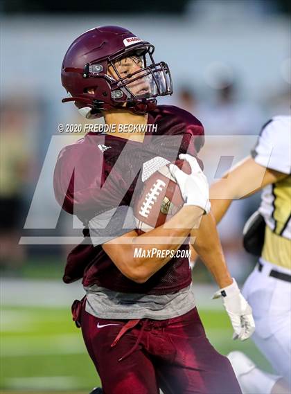 Thumbnail 3 in Henrietta vs. Whitesboro (Scrimmage) photogallery.