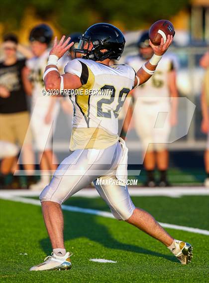 Thumbnail 1 in Henrietta vs. Whitesboro (Scrimmage) photogallery.