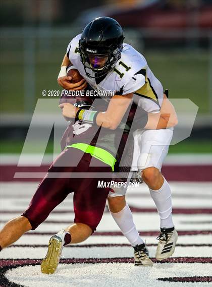 Thumbnail 3 in Henrietta vs. Whitesboro (Scrimmage) photogallery.