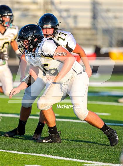 Thumbnail 3 in Henrietta vs. Whitesboro (Scrimmage) photogallery.