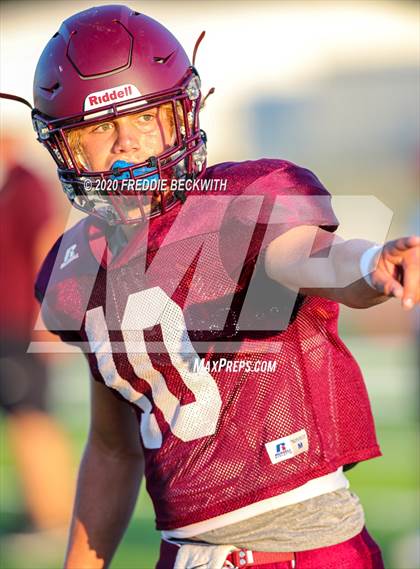 Thumbnail 1 in Henrietta vs. Whitesboro (Scrimmage) photogallery.