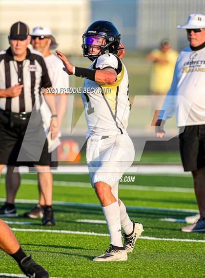 Thumbnail 3 in Henrietta vs. Whitesboro (Scrimmage) photogallery.