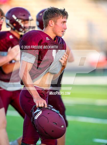 Thumbnail 1 in Henrietta vs. Whitesboro (Scrimmage) photogallery.