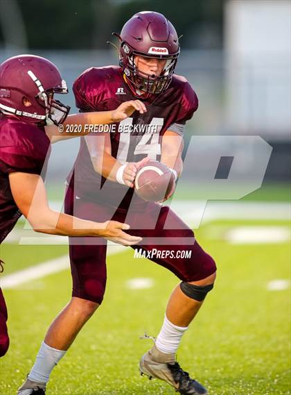 Thumbnail 1 in Henrietta vs. Whitesboro (Scrimmage) photogallery.
