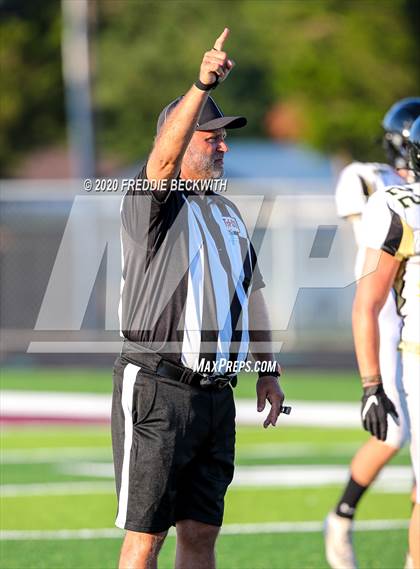 Thumbnail 3 in Henrietta vs. Whitesboro (Scrimmage) photogallery.