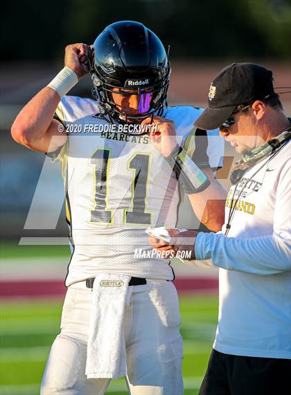 Thumbnail 3 in Henrietta vs. Whitesboro (Scrimmage) photogallery.