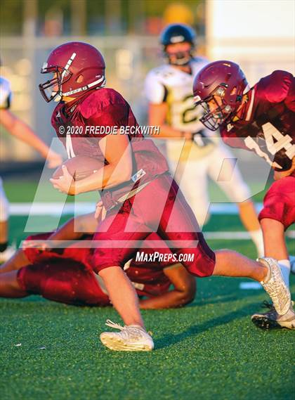 Thumbnail 2 in Henrietta vs. Whitesboro (Scrimmage) photogallery.