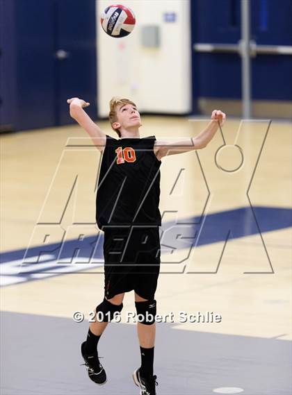 Thumbnail 3 in Oak Ridge vs Jesuit photogallery.