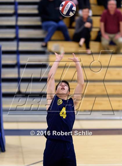 Thumbnail 2 in Oak Ridge vs Jesuit photogallery.