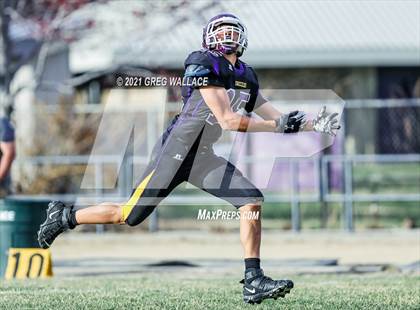 Thumbnail 3 in Yreka @ Lassen photogallery.