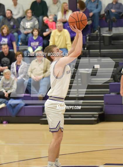 Thumbnail 3 in Illini Bluffs @ Delavan photogallery.