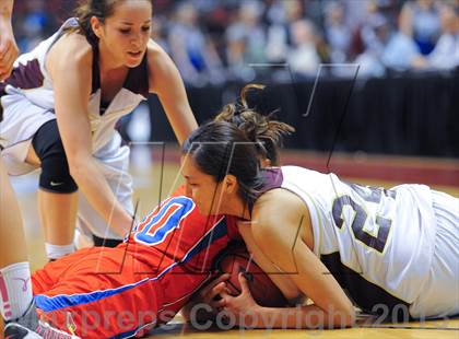 Thumbnail 1 in Holbrook vs. Winslow (AIA D3 Semifinals) photogallery.