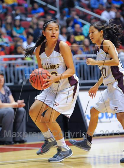 Thumbnail 1 in Holbrook vs. Winslow (AIA D3 Semifinals) photogallery.