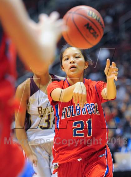 Thumbnail 1 in Holbrook vs. Winslow (AIA D3 Semifinals) photogallery.