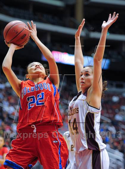 Thumbnail 3 in Holbrook vs. Winslow (AIA D3 Semifinals) photogallery.