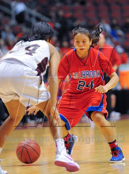 Thumbnail 1 in Holbrook vs. Winslow (AIA D3 Semifinals) photogallery.