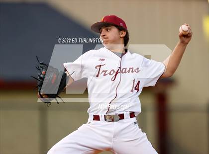 Thumbnail 2 in Kell @ Lassiter photogallery.