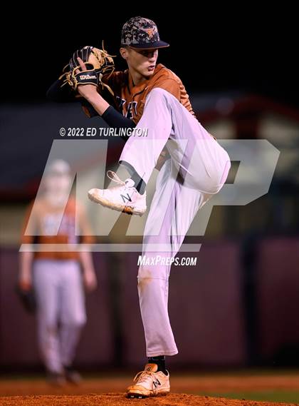 Thumbnail 1 in Kell @ Lassiter photogallery.