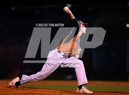 Thumbnail 1 in Kell @ Lassiter photogallery.