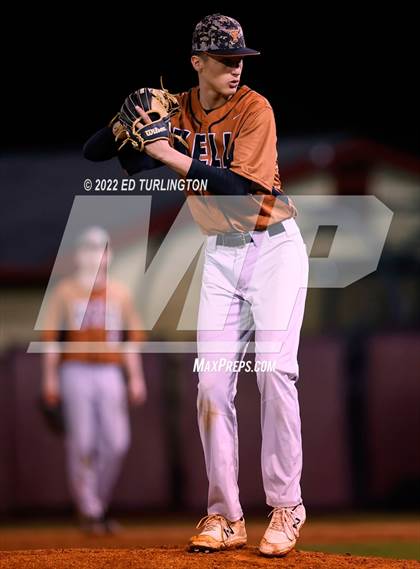 Thumbnail 3 in Kell @ Lassiter photogallery.