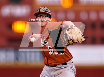 Thumbnail 2 in Kell @ Lassiter photogallery.