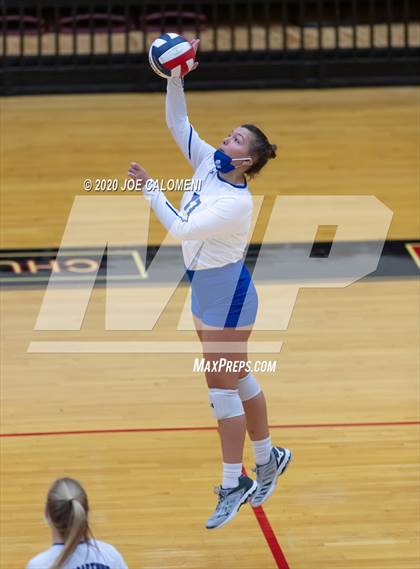 Thumbnail 3 in MacArthur [Douglas] vs SA Roosevelt photogallery.