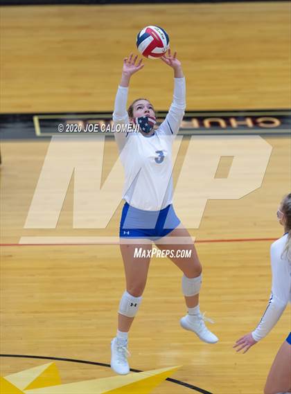 Thumbnail 1 in MacArthur [Douglas] vs SA Roosevelt photogallery.