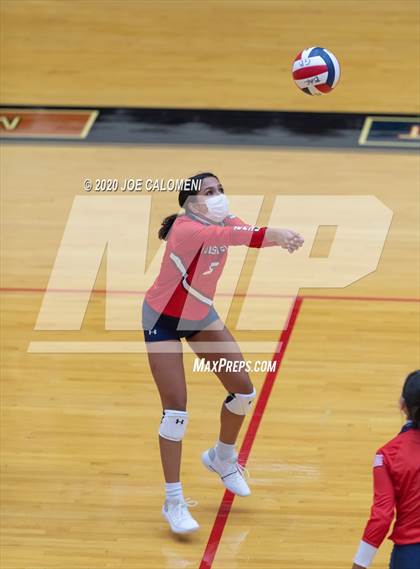 Thumbnail 2 in MacArthur [Douglas] vs SA Roosevelt photogallery.