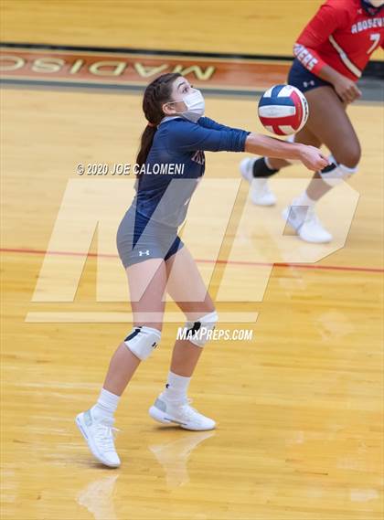 Thumbnail 1 in MacArthur [Douglas] vs SA Roosevelt photogallery.