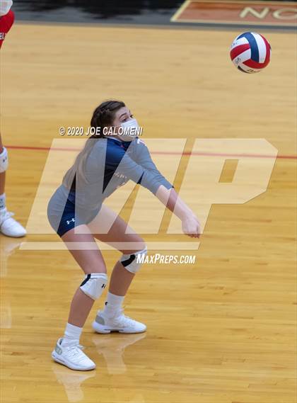 Thumbnail 3 in MacArthur [Douglas] vs SA Roosevelt photogallery.