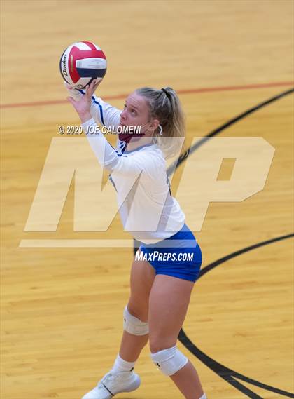 Thumbnail 3 in MacArthur [Douglas] vs SA Roosevelt photogallery.