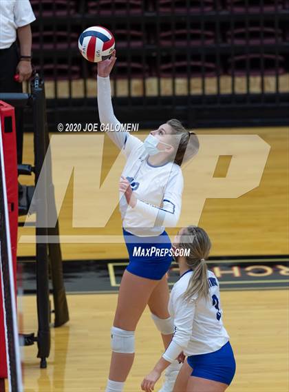 Thumbnail 2 in MacArthur [Douglas] vs SA Roosevelt photogallery.