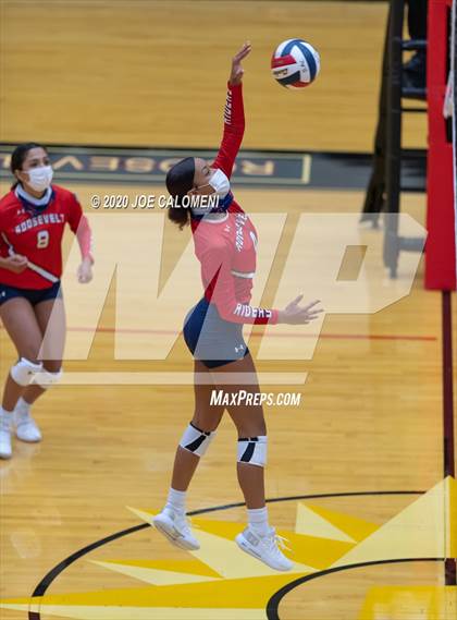 Thumbnail 3 in MacArthur [Douglas] vs SA Roosevelt photogallery.