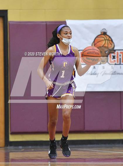 Thumbnail 2 in Quality Education Academy vs Mount Zion Christian Academy (Bull City Classic Championship) photogallery.