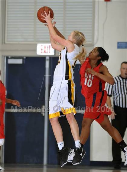 Thumbnail 1 in El Dorado vs King (Larry Doyle Tournament) photogallery.