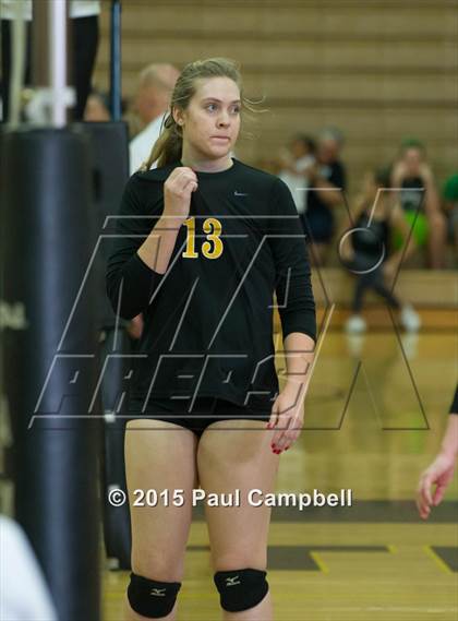 Thumbnail 2 in Gilbert vs Xavier (Gilbert Invitational) photogallery.