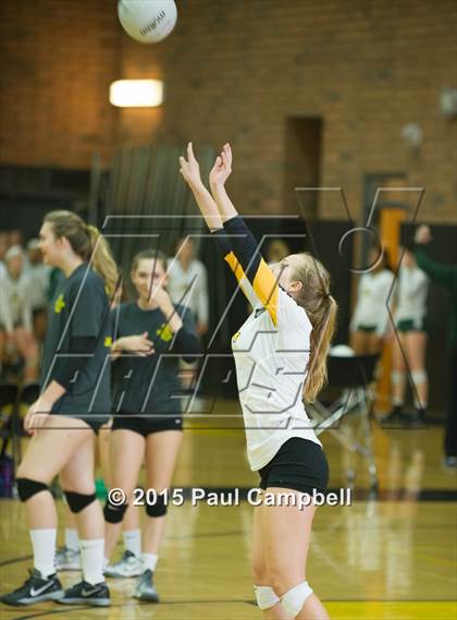 Thumbnail 2 in Gilbert vs Xavier (Gilbert Invitational) photogallery.