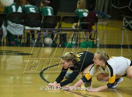 Thumbnail 3 in Gilbert vs Xavier (Gilbert Invitational) photogallery.