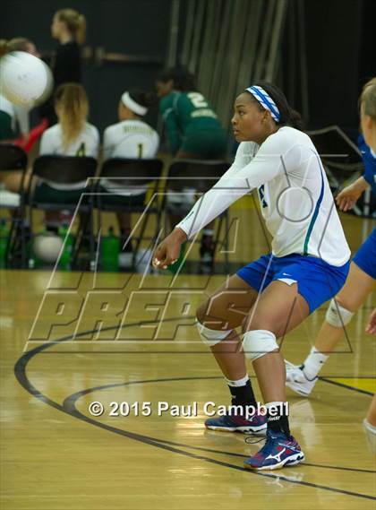 Thumbnail 1 in Gilbert vs Xavier (Gilbert Invitational) photogallery.