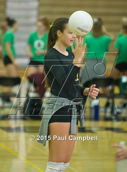 Thumbnail 2 in Gilbert vs Xavier (Gilbert Invitational) photogallery.