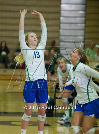 Thumbnail 2 in Gilbert vs Xavier (Gilbert Invitational) photogallery.