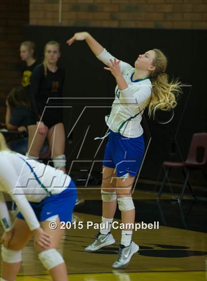 Thumbnail 3 in Gilbert vs Xavier (Gilbert Invitational) photogallery.