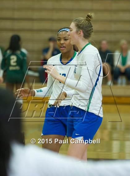 Thumbnail 3 in Gilbert vs Xavier (Gilbert Invitational) photogallery.