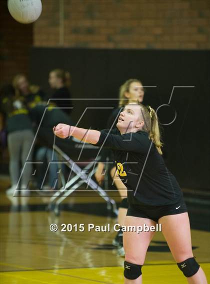Thumbnail 2 in Gilbert vs Xavier (Gilbert Invitational) photogallery.