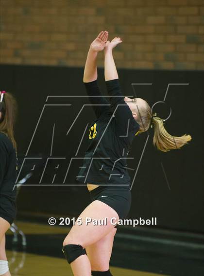 Thumbnail 1 in Gilbert vs Xavier (Gilbert Invitational) photogallery.