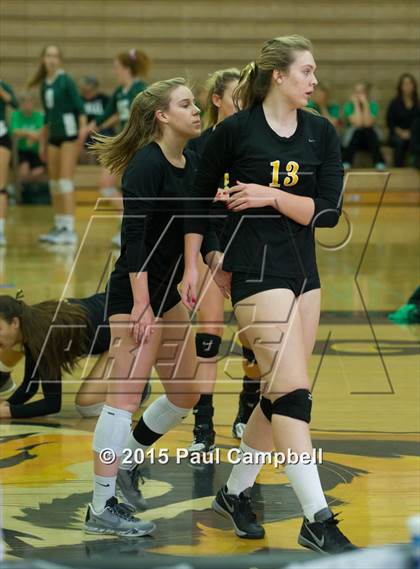 Thumbnail 2 in Gilbert vs Xavier (Gilbert Invitational) photogallery.