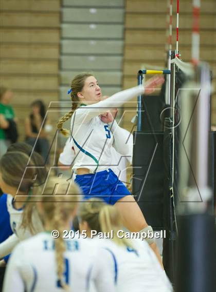 Thumbnail 2 in Gilbert vs Xavier (Gilbert Invitational) photogallery.