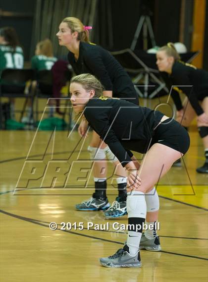 Thumbnail 2 in Gilbert vs Xavier (Gilbert Invitational) photogallery.